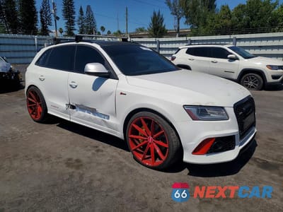 Czwarte zdjęcie samochodu z boku: 2014 AUDI SQ5 PREMIUM PLUS VIN:WA1CGAFP9EA129613 - miniatura