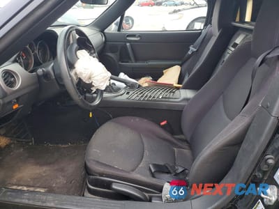 Zdjęcie 7 z 13 samochodu: 2010 MAZDA MX-5 MIATA VIN:JM1NC2EF0A0212436 - miniatura