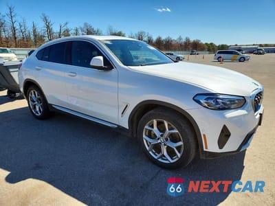 Czwarte zdjęcie samochodu z boku: 2023 BMW X4 XDRIVE30I VIN:5UX33DT01P9P68419 - miniatura