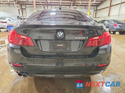 Zdjęcie 6 z 12 samochodu: 2016 BMW 528 I VIN:WBA5A5C5XGG350502 - miniatura