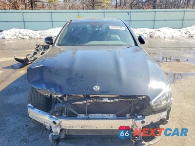 Piąte zdjęcie samochodu w środku: 2023 MERCEDES-BENZ E 350 4MATIC VIN:W1KZF8EB8PB109468 - miniatura