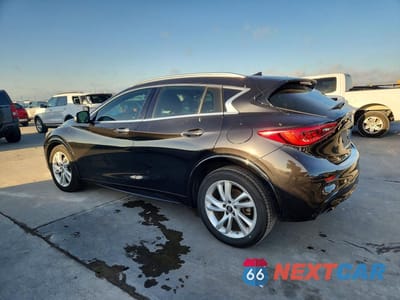 Drugie zdjęcie samochodu z przodu: 2018 INFINITI QX30 ESSENTIAL VIN:SJKCH5CPXJA002343 - miniatura