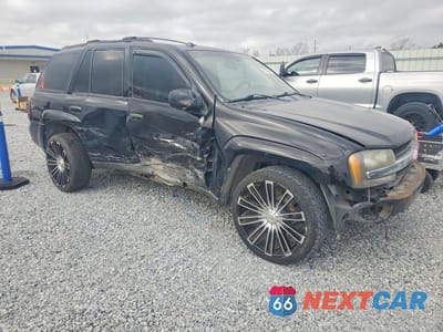 Czwarte zdjęcie samochodu z boku: 2004 CHEVROLET TRAILBLAZER LS VIN:1GNDS13S142370194 - miniatura