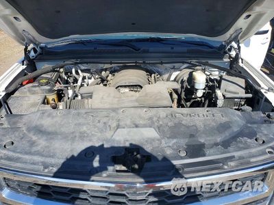 Zdjęcie 23 z 26 samochodu: 2015 CHEVROLET SUBURBAN K1500 LT VIN:1GNSKJKCXFR225912 - miniatura