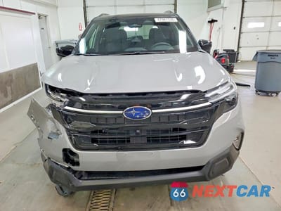 Piąte zdjęcie samochodu w środku: 2025 SUBARU FORESTER TOURING VIN:JF2SLSTD4SH429867 - miniatura