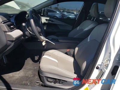 Zdjęcie 7 z 13 samochodu: 2025 TOYOTA CAMRY SE VIN:4T1DAACK0SU065262 - miniatura