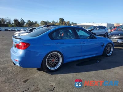 Trzecie zdjęcie samochodu z tyłu: 2018 BMW M3 VIN:WBS8M9C51J5K98882 - miniatura