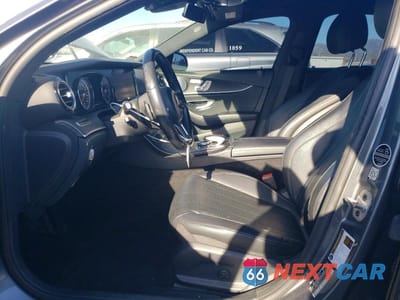 Zdjęcie 7 z 11 samochodu: 2019 MERCEDES-BENZ E 300 VIN:WDDZF4JB9KA580462 - miniatura