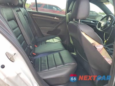 Zdjęcie 11 z 13 samochodu: 2016 VOLKSWAGEN GOLF R VIN:WVWUF7AU0GW239050 - miniatura