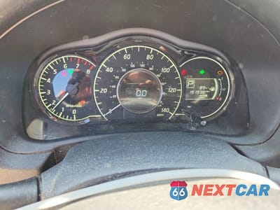 Zdjęcie 9 z 12 samochodu: 2015 NISSAN VERSA NOTE SV VIN:3N1CE2CP9FL430207 - miniatura
