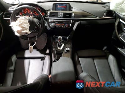 Zdjęcie 8 z 11 samochodu: 2018 BMW 330 I VIN:WBA8B9G54JNU96621 - miniatura