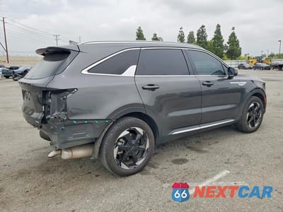 Trzecie zdjęcie samochodu z tyłu: 2025 KIA SORENTO HYBRID EX VIN:KNDRHDJG7S5287166 - miniatura