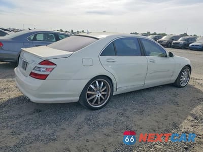 Trzecie zdjęcie samochodu z tyłu: 2007 MERCEDES-BENZ S 550 VIN:WDDNG71X67A107151 - miniatura