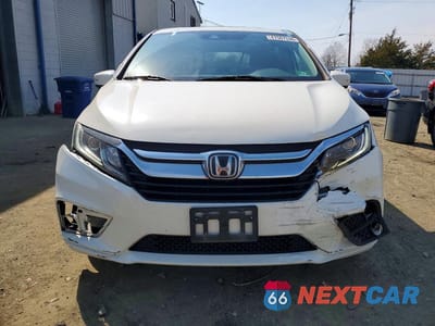 Piąte zdjęcie samochodu w środku: 2019 HONDA ODYSSEY EXL VIN:5FNRL6H78KB019998 - miniatura