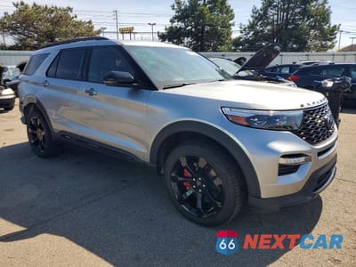 Czwarte zdjęcie samochodu z boku: 2024 FORD EXPLORER ST VIN:1FM5K8GC2RGA00225 - miniatura