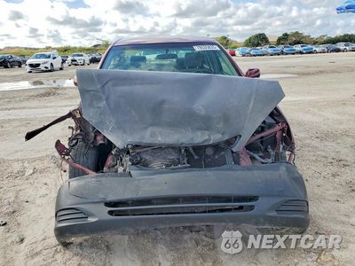 Piąte zdjęcie samochodu w środku: 2002 TOYOTA CAMRY LE VIN:4T1BE32K02U040368 - miniatura