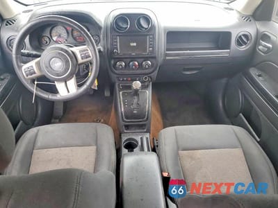 Zdjęcie 8 z 13 samochodu: 2014 JEEP PATRIOT LATITUDE VIN:1C4NJPFB3ED667116 - miniatura