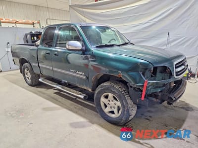 Czwarte zdjęcie samochodu z boku: 2000 TOYOTA TUNDRA SR5 VIN:5TBBT4412YS076461 - miniatura