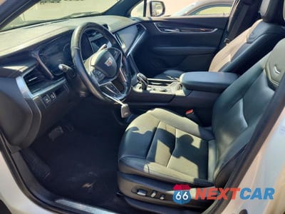 Zdjęcie 7 z 12 samochodu: 2021 CADILLAC XT5 PREMIUM LUXURY VIN:1GYKNCR45MZ108644 - miniatura