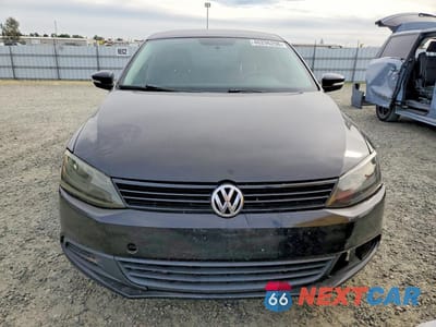 Piąte zdjęcie samochodu w środku: 2014 VOLKSWAGEN JETTA SE VIN:3VWD17AJ1EM367098 - miniatura