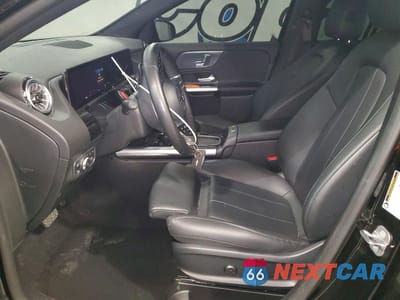 Zdjęcie 7 z 13 samochodu: 2025 MERCEDES-BENZ GLA 250 VIN:W1N4N4GB5SJ637280 - miniatura