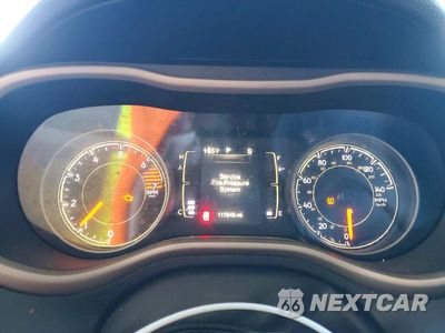 Zdjęcie 9 z 14 samochodu: 2017 JEEP CHEROKEE LATITUDE VIN:1C4PJLCB4HW613550 - miniatura