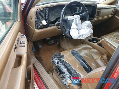 Zdjęcie 8 z 12 samochodu: 1999 CHEVROLET SILVERADO K1500 VIN:2GCEK19T1X1263681 - miniatura