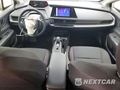 Zdjęcie 8 z 15 samochodu: 2024 TOYOTA PRIUS LE VIN:JTDACAAU1R3044622 - miniatura