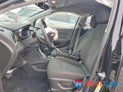 Zdjęcie 7 z 13 samochodu: 2021 CHEVROLET TRAX LS VIN:KL7CJKSB6MB301450 - miniatura