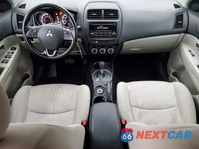 Zdjęcie 8 z 12 samochodu: 2017 MITSUBISHI OUTLANDER SPORT ES VIN:JA4AR3AU3HZ003862 - miniatura