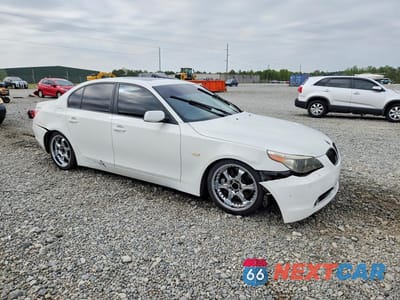 Czwarte zdjęcie samochodu z boku: 2004 BMW 545 I VIN:WBANB33504B110465 - miniatura