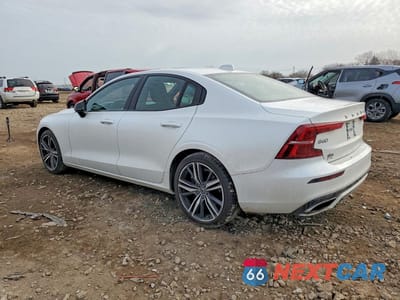 Drugie zdjęcie samochodu z przodu: 2019 VOLVO S60 T6 R-DESIGN VIN:7JRA22TM7KG014501 - miniatura