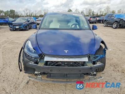 Piąte zdjęcie samochodu w środku: 2023 TESLA MODEL Y VIN:7SAYGDEE7PF620188 - miniatura