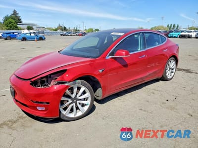 2018 TESLA MODEL 3 5YJ3E1EB3JF146264 - główne zdjęcie licytacji z USA - miniatura