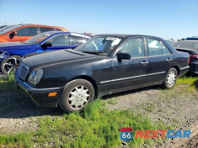 1996 MERCEDES-BENZ E 320 WDBJF55F0TJ020100 - główne zdjęcie licytacji z USA - miniatura