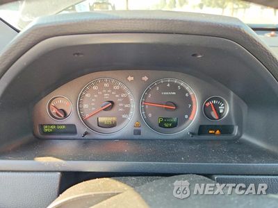 Zdjęcie 9 z 12 samochodu: 2010 VOLVO XC90 3.2 VIN:YV4982CY3A1547642 - miniatura