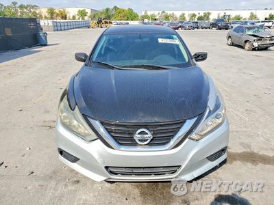 Piąte zdjęcie samochodu w środku: 2015 NISSAN ALTIMA 2.5 S VIN:1N4AL3AP8FN905662 - miniatura