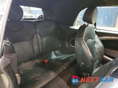 Zdjęcie 10 z 12 samochodu: 2009 MINI COOPER S VIN:WMWMS33559TY50011 - miniatura