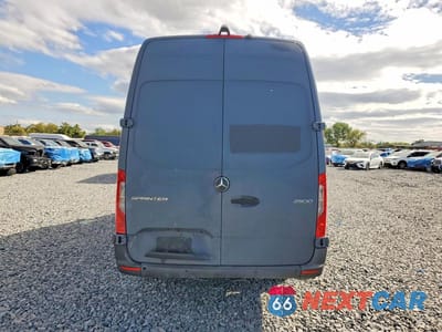 Zdjęcie 6 z 13 samochodu: 2019 MERCEDES-BENZ SPRINTER 2500 VIN:WD4PF1CDXKP138923 - miniatura