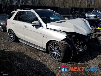 Czwarte zdjęcie samochodu z boku: 2019 MERCEDES-BENZ GLE 63 AMG-S 4MATIC VIN:4JGDA7FB6KB197100 - miniatura