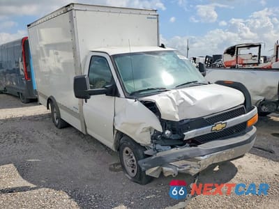 Czwarte zdjęcie samochodu z boku: 2023 CHEVROLET EXPRESS VIN:1GB0GRFP2P1115230 - miniatura