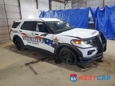 Czwarte zdjęcie samochodu z boku: 2021 FORD EXPLORER POLICE INTERCEPTOR VIN:1FM5K8AC3MNA02451 - miniatura
