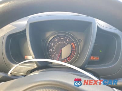 Zdjęcie 9 z 12 samochodu: 2012 SCION XD BASE VIN:JTKKU4B43C1017385 - miniatura