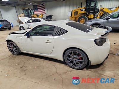 Drugie zdjęcie samochodu z przodu: 2020 TOYOTA 86 GT VIN:JF1ZNAE11L9751243 - miniatura