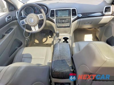 Zdjęcie 8 z 12 samochodu: 2013 JEEP GRAND CHEROKEE LAREDO VIN:1C4RJFAG0DC532839 - miniatura