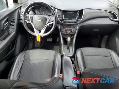 Zdjęcie 8 z 14 samochodu: 2019 CHEVROLET TRAX 1LT VIN:KL7CJPSB9KB835309 - miniatura