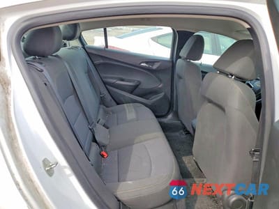 Zdjęcie 10 z 12 samochodu: 2018 CHEVROLET CRUZE LS VIN:1G1BC5SM7J7172296 - miniatura