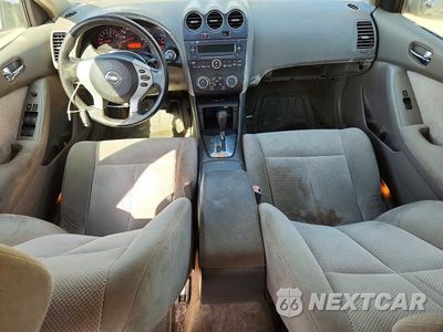 Zdjęcie 8 z 12 samochodu: 2008 NISSAN ALTIMA VIN:1N4AL21E78C164041 - miniatura