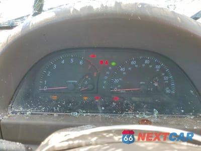 Zdjęcie 9 z 11 samochodu: 2004 TOYOTA CAMRY LE VIN:4T1BE32K74U791986 - miniatura