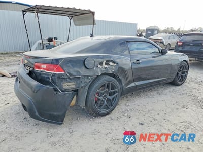 Trzecie zdjęcie samochodu z tyłu: 2015 CHEVROLET CAMARO LS VIN:2G1FB1E38F9304942 - miniatura